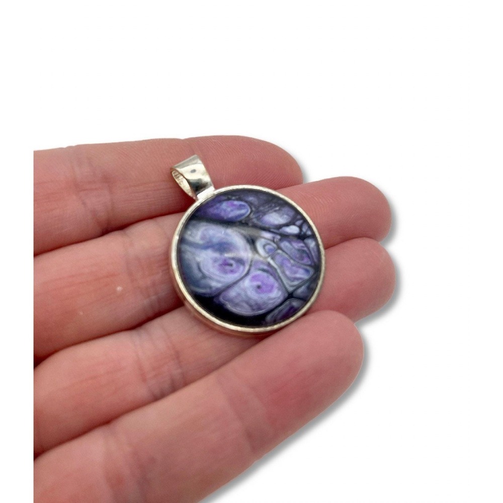 Acrylic Paint Skin Jewelry Pendant - Picture 2 of 3